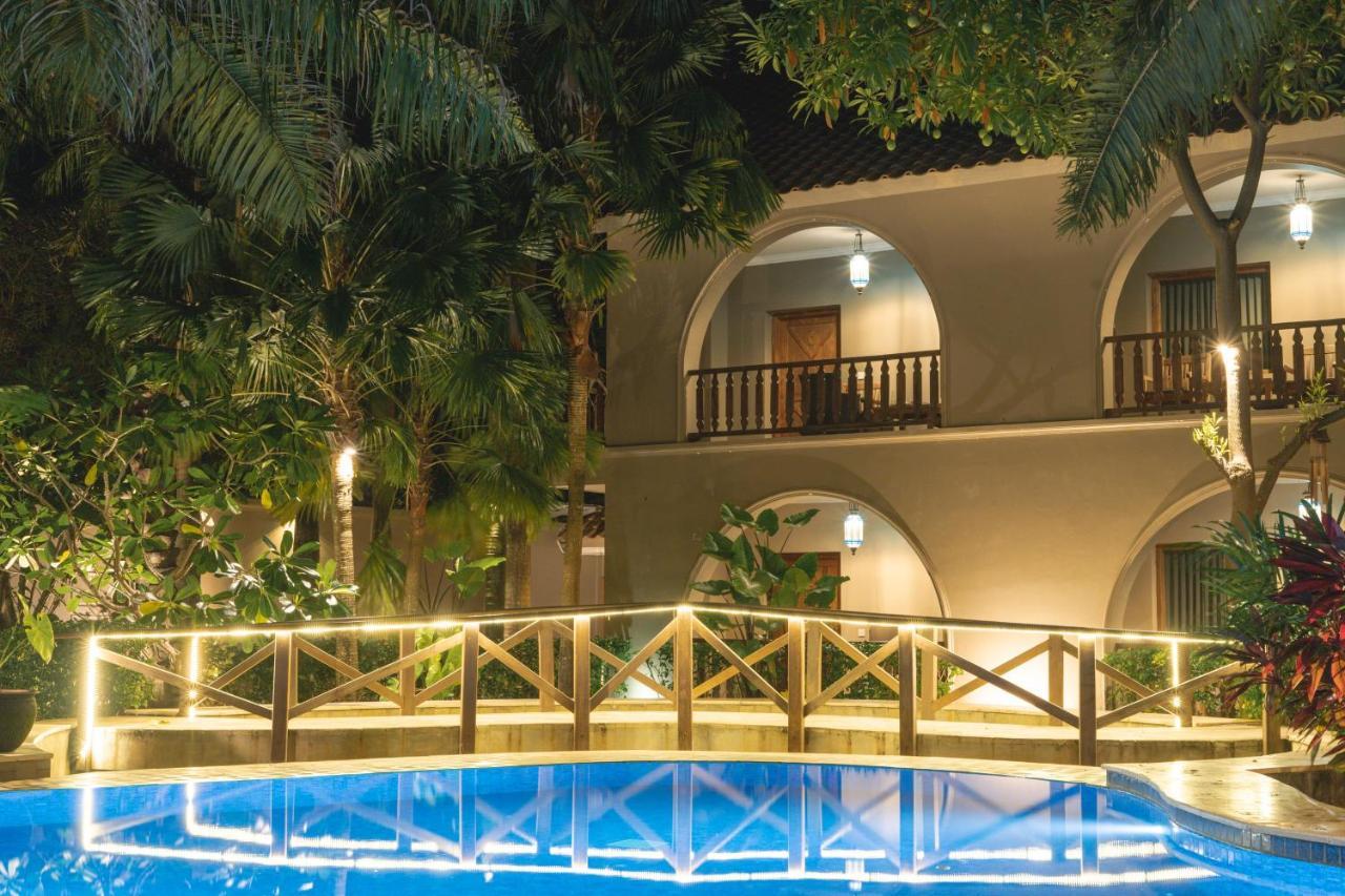 Coconut Lodge Resort Jepara Zewnętrze zdjęcie
